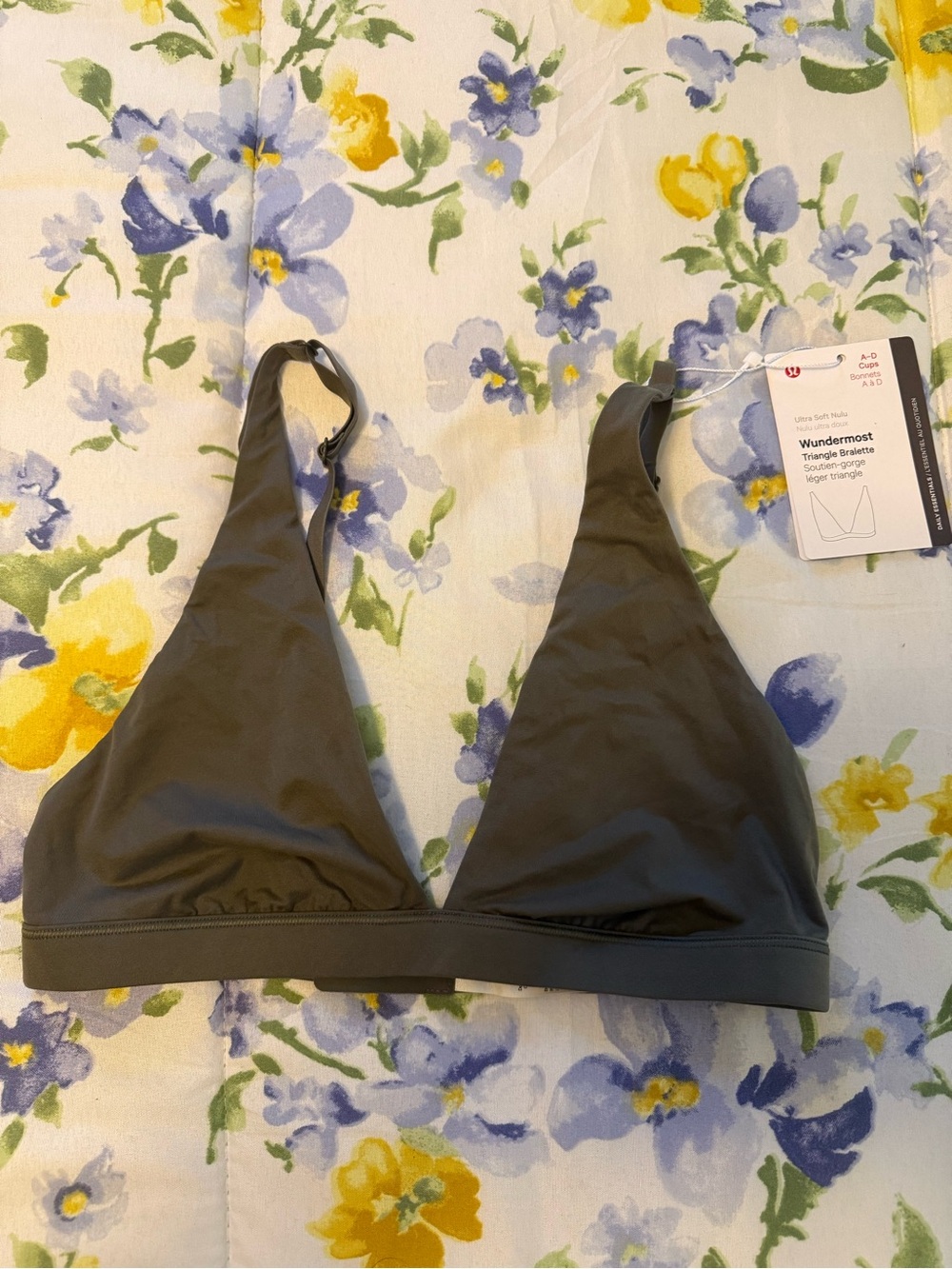 Lululemon NWT Wundermost Triangle Bralette - Olive Size 6